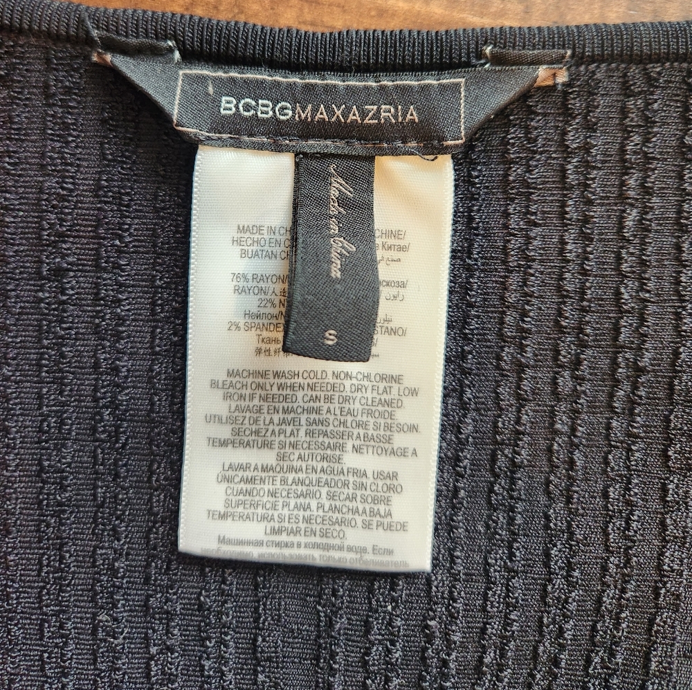 BCBGMaxAzria Top Size Small - Picture 5 of 8